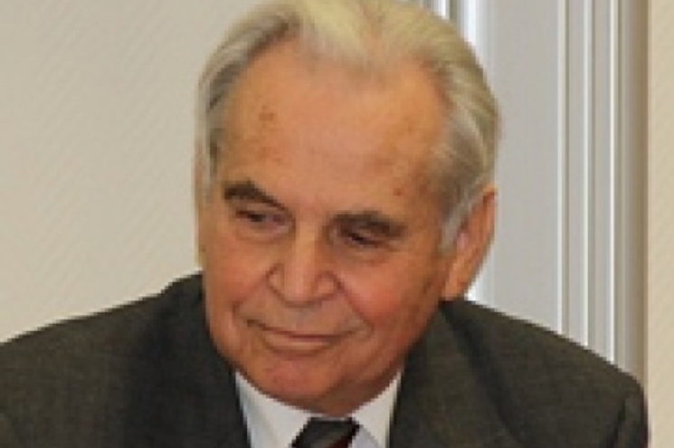 Prof. dr hab. Andrzej Kabat